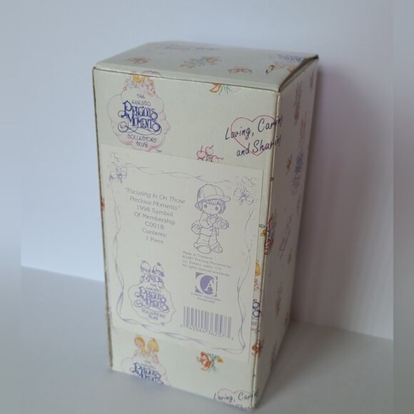 Precious Moments Collectors Club Girl Camera Photography Collectible Figurine - Picture 2 of 10